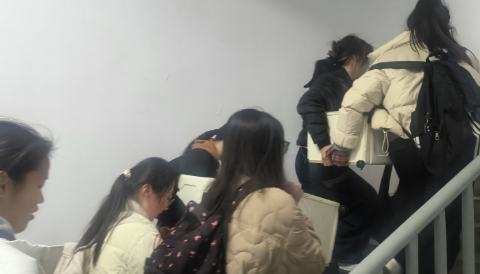 3-2_副本.jpg