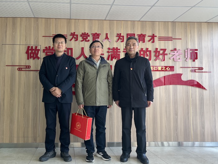 慰問武云亮.jpg